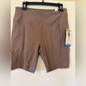 Mondetta Women's Taupe Bike Shorts